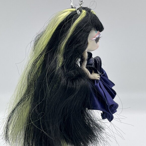 RARE NOVI STARS MALIE TASKER ALIEN DOLL with Galactic Gown MGA - Picture 5 of 11